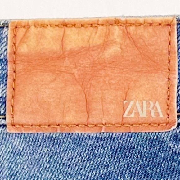 ZARA  STRAIGHT LEG FULL LENGTH HIGH WAISTED JEANS 8 - Picture 8 of 9